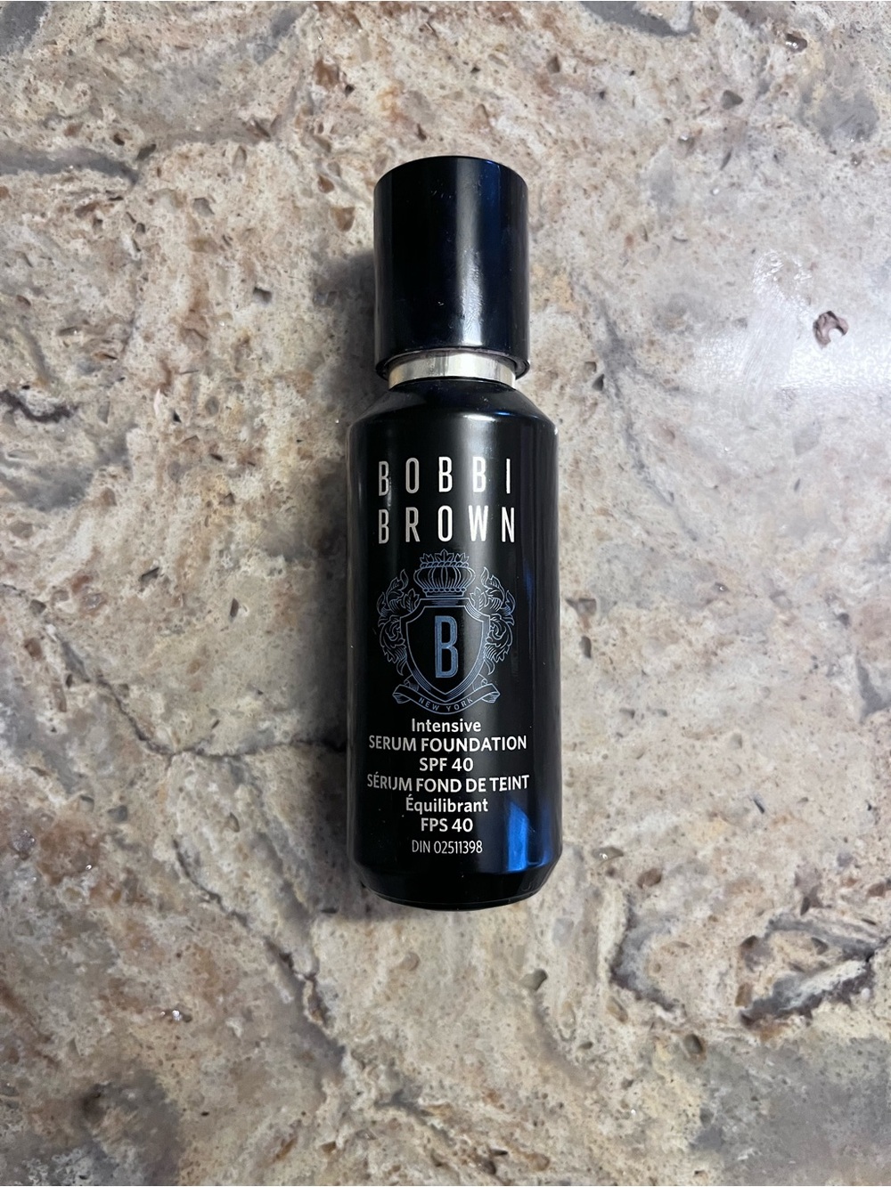 Bobby Brown Intensive serum foundation SPF 40 - Ivory
